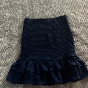 Navy women’s skirt